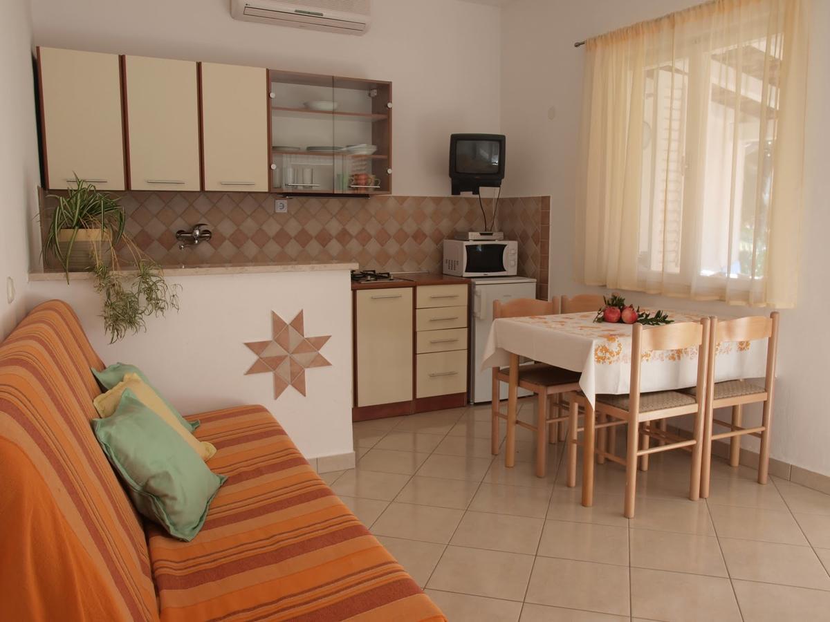 Apartments Oaza Regi Медулин Экстерьер фото
